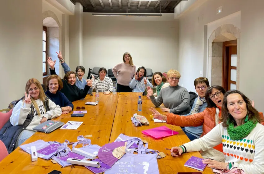 Noticias de Cantabria | El Cántabro | Finaliza el taller ¡Hazte fuerte! puesto en marcha por el Ayuntamiento de Comillas 