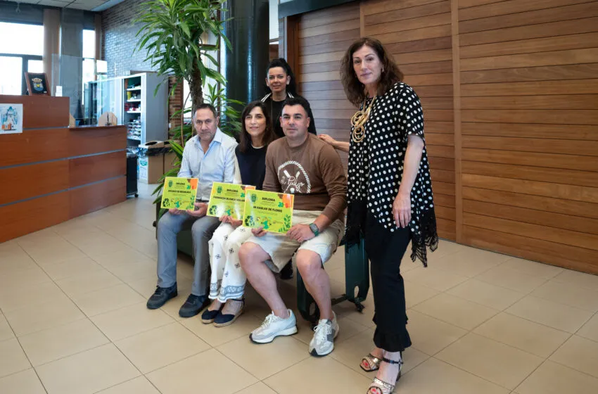 Polanco reconoce a tres comercios por su labor en el reciclaje de papel y cartón