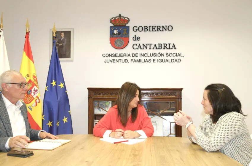 Noticias de Cantabria | El Cántabro | Gómez del Río analiza con la alcaldesa de Corvera de Toranzo las posibles vías de colaboración