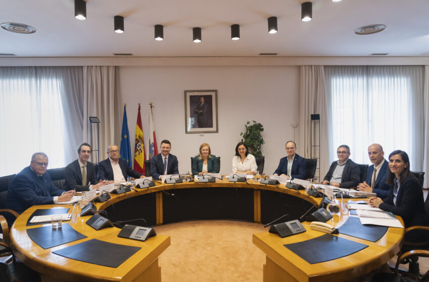 Noticias de Cantabria | El Cántabro | Primera reunión de la Comisión Mixta Parlamento–Universidad de Cantabria con la nueva rectora, Conchi López
