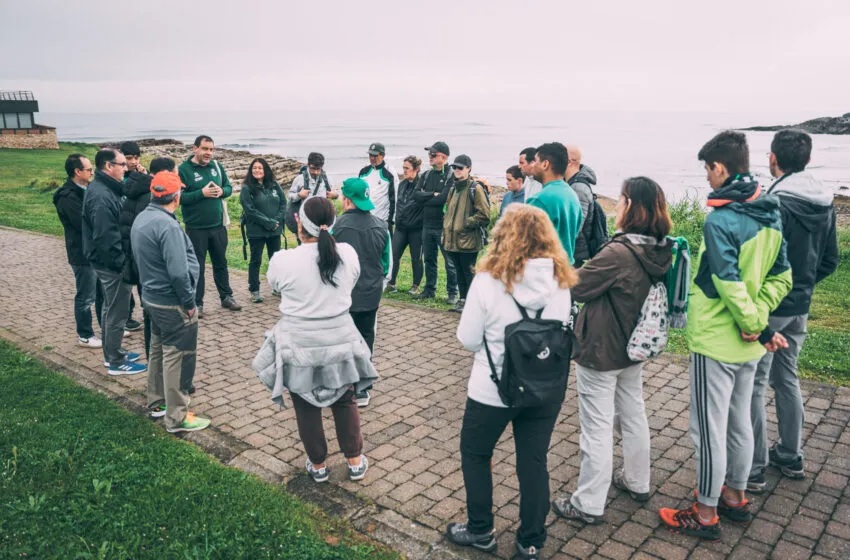 Noticias de Cantabria | El Cántabro | La Fundación Racing Club sensibiliza sobre especies invasoras en el Geoparque Costa Quebrada en el marco de la SEI 2025