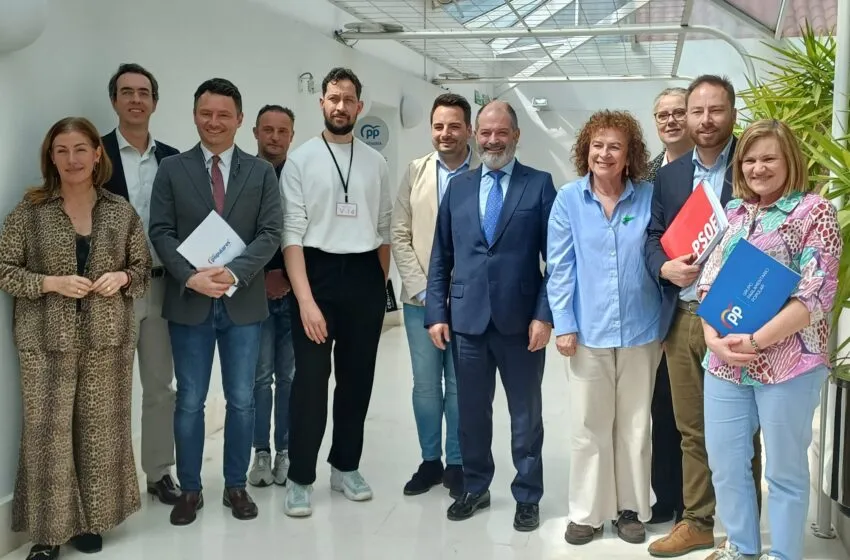 Noticias de Cantabria | El Cántabro | El rector de UNEATLANTICO, Rubén Calderón, comparece en el Parlamento de Cantabria para aportar propuestas a la Ley de Juventud