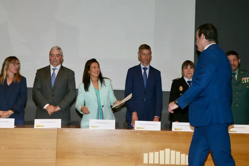 El Gobierno de Cantabria destaca la labor de las empresas y los trabajadores de la seguridad privada