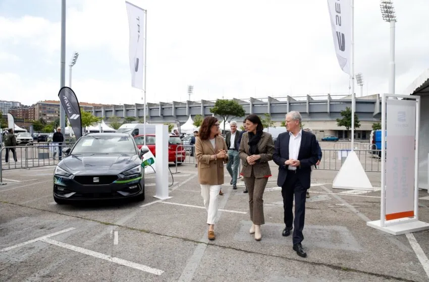  La XII Expo del Vehículo de Santander se cierra con un «gran» éxito de participación, con la asistencia de más de 4.000 personas