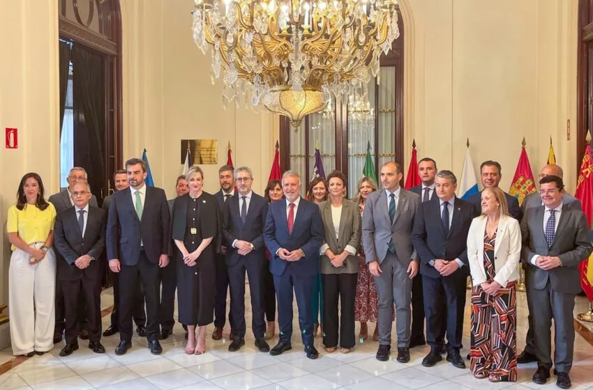 Noticias de Cantabria | El Cántabro | Cantabria avisa de la inutilidad de la nueva Conferencia de Presidentes y recuerda que no se ha avanzado en ningún asunto de la anterior convocatoria en Santander