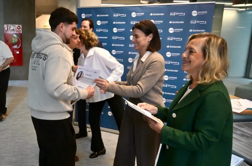 Noticias de Cantabria | El Cántabro | Finaliza con éxito el programa ‘Ascender’ sobre competencias tecnológicas en el CIE