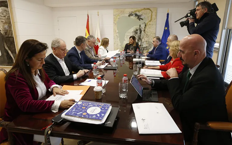 Noticias de Cantabria | El Cántabro | Aprobado el protocolo para adaptar las infraestructuras ferroviarias a la llegada de la alta velocidad a Reinosa