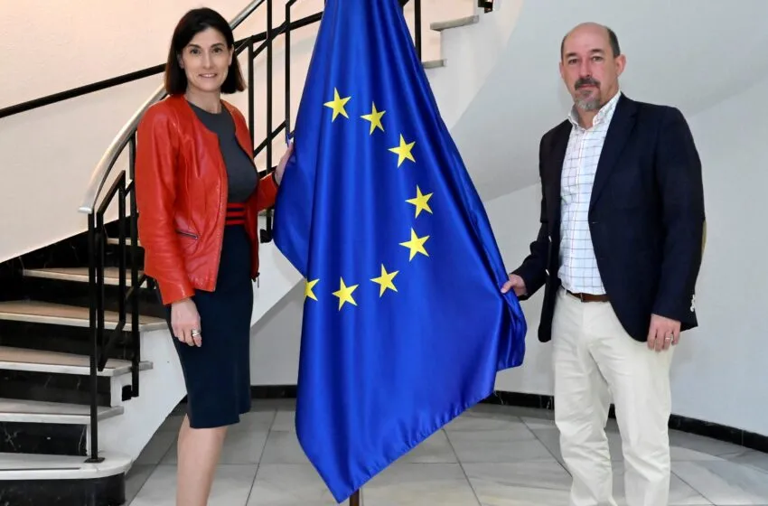 Noticias de Cantabria | El Cántabro | Santander celebra el Día de Europa iluminando el Ayuntamiento y el Palacio de la Magdalena