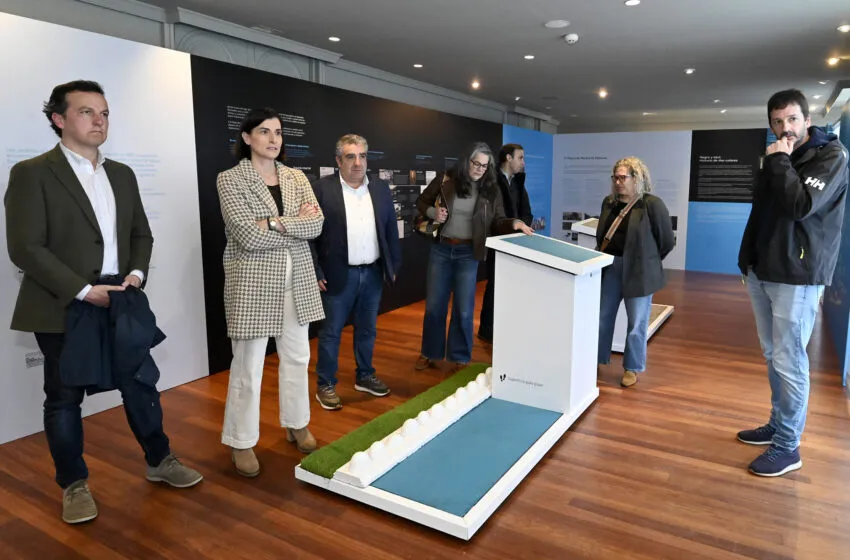 Noticias de Cantabria | El Cántabro | Los santanderinos eligen el color azul para el pavimento de los Jardines de Piquío