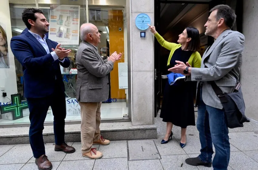 Noticias de Cantabria | El Cántabro | El Ayuntamiento rinde homenaje a José Estrañi en la Ruta de Ilustres