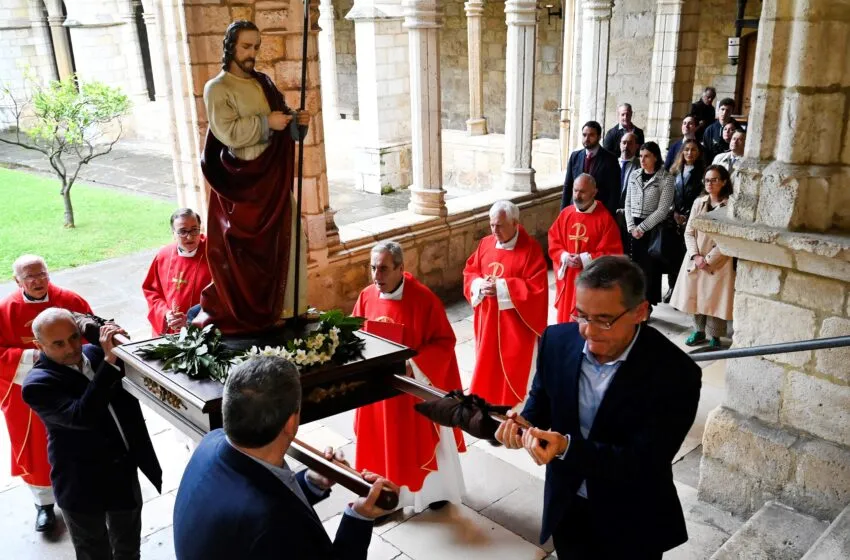 Noticias de Cantabria | El Cántabro | La alcaldesa asiste en la Catedral a la celebración del Voto de San Matías
