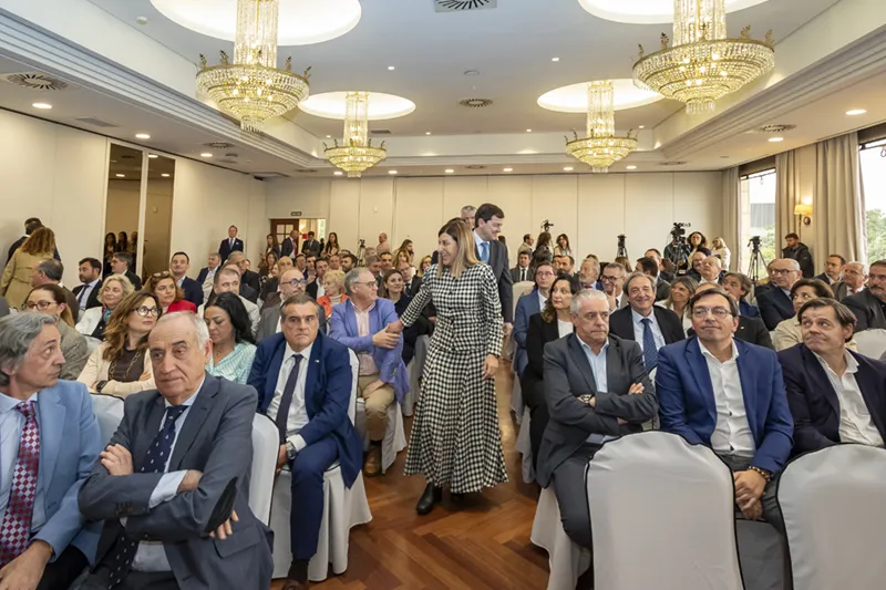 Noticias de Cantabria | El Cántabro | Buruaga reivindica la cooperación entre regiones como "instrumento valioso" en "la agenda de transformación" para Cantabria y como "contrapeso al caos nacional"