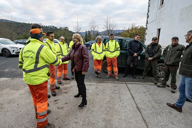  Susinos destaca la importancia del trabajo de los agentes del Medio Natural y bomberos forestales en el cuidado, protección y recuperación de la flora y la fauna de Cantabria