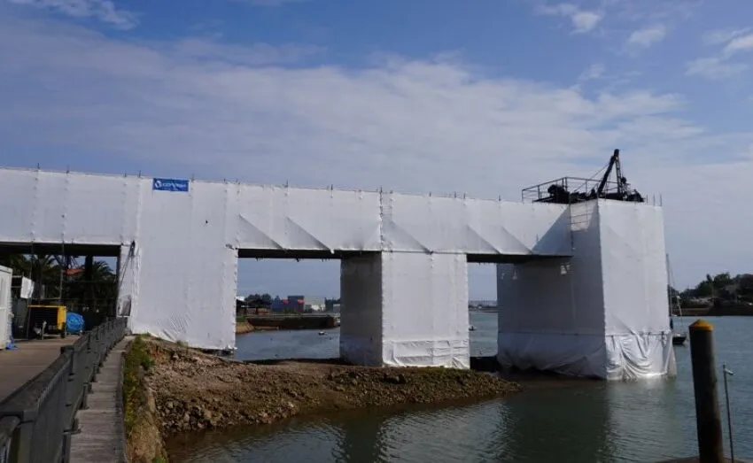 AVANZAN A BUEN RITMO LAS OBRAS DE REHABILITACIÓN DEL HISTÓRICO PUENTE DE LOS INGLESES DE ASTILLERO