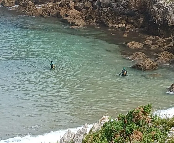 Localizado sin vida el joven desaparecido en la playa de Fuentes, en San Vicente de la Barquera