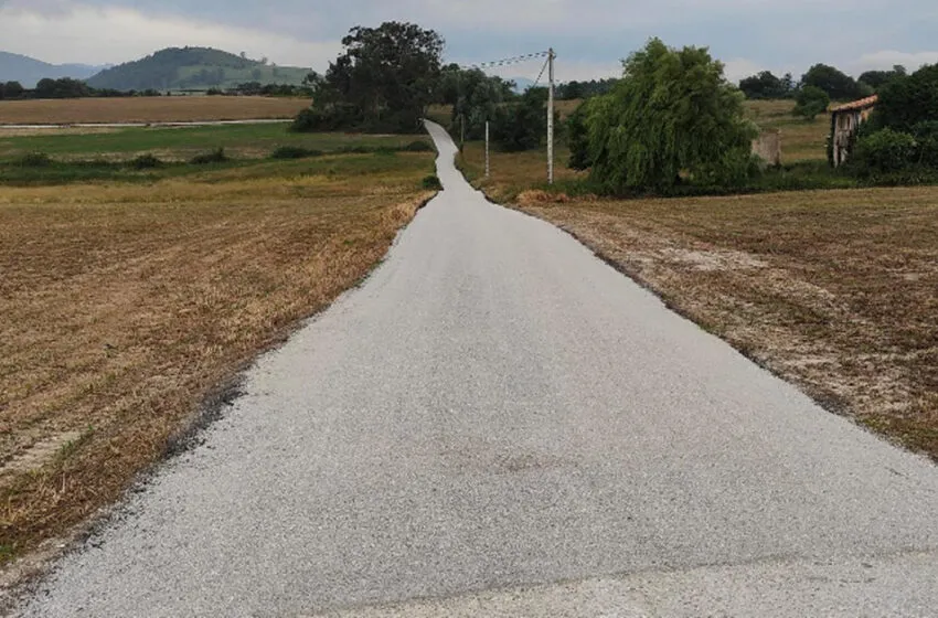  Concluida la ejecución de la obra “Mejora camino rural entre ca-340 (Bº Pereo) y Bº El Iso (Santillana del mar)»