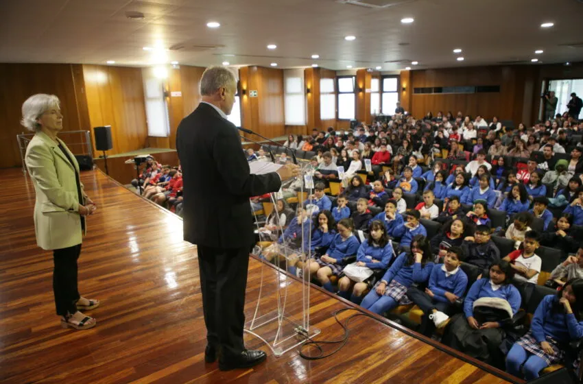 Arasti aboga por promover la cultura preventiva entre los más jóvenes para disminuir los índices de siniestralidad laboral en Cantabria