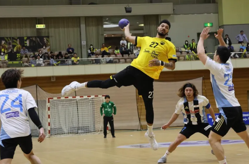 El Bathco BM Torrelavega refuerza su ataque con el fichaje del francés James Junior Scott