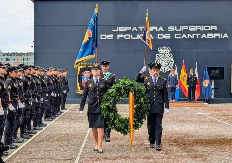 “No olvidamos”: Cantabria honra a los policías nacionales víctimas del terrorismo