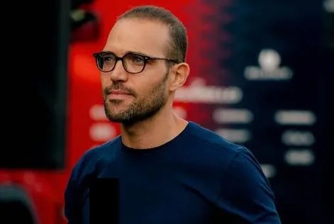 “Hay carreras de un día donde se puede llegar a gastar nueve mil calorías”, Simone Benedetti (Bora)