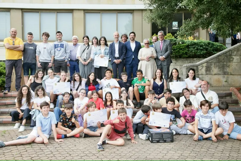 Noticias de Cantabria | El Cántabro | Los colegios CEIP Marina de Cudeyo y San José Niño Jesús de Reinosa ganadores del concurso escolar 'Cómo imaginas el océano en 2050'