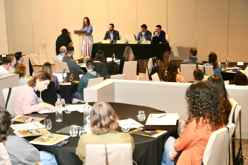 Noticias de Cantabria | El Cántabro | Gómez del Río destaca la labor de la Red EURODESK para informar y ayudar a los jóvenes sobre las oportunidades de movilidad y participación en programas comunitarios