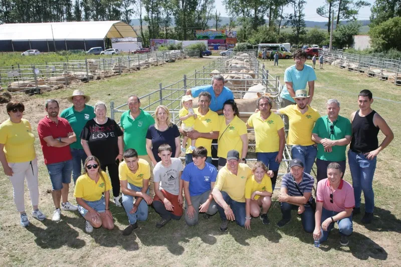 Susinos destaca el esfuerzo del sector primario por mantener vivas las tradiciones ganaderas y fomentar el desarrollo económico del medio rural