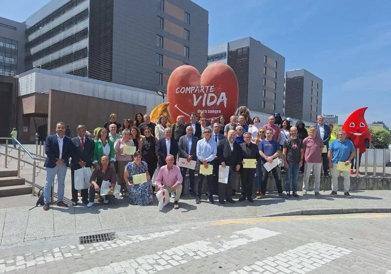  Cantabria aplaude la contribución de los ‘grandes donantes de sangre’ de 2024 al sistema sanitario cántabro
