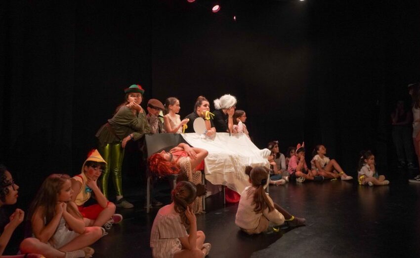  LAS CLASES DE TEATRO Y MAGIA DE LA SALA BRETÓN HA TENIDO UN IMPACTO MUY POSITIVO EN EL ALUMNADO Y EN LA OFERTA CULTURAL DEL MUNICIPIO