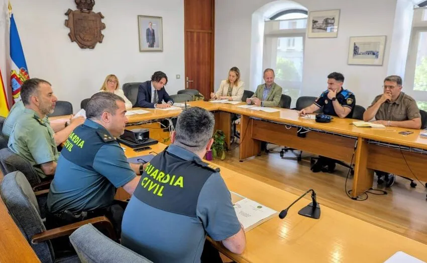  AYUNTAMIENTO Y DELEGACIÓN DE GOBIERNO DESTACAN LA BUENA SALUD DE LA SEGURIDAD CIUDADANA EN ASTILLERO