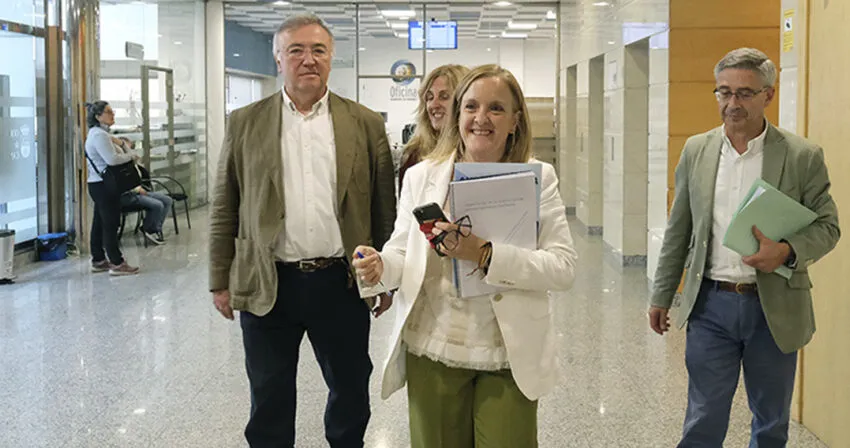 Noticias de Cantabria | El Cántabro | El nuevo decreto de atención ciudadana del Gobierno cántabro entrará en vigor mañana