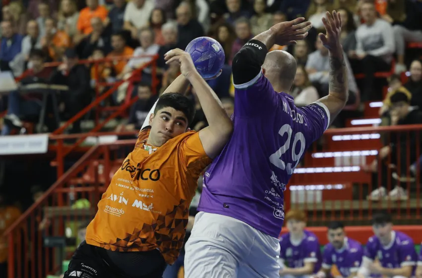  De promesa a pilar del Escuadrón Naranja: Diego Gándara renueva con el Bathco BM Torrelavega hasta 2027