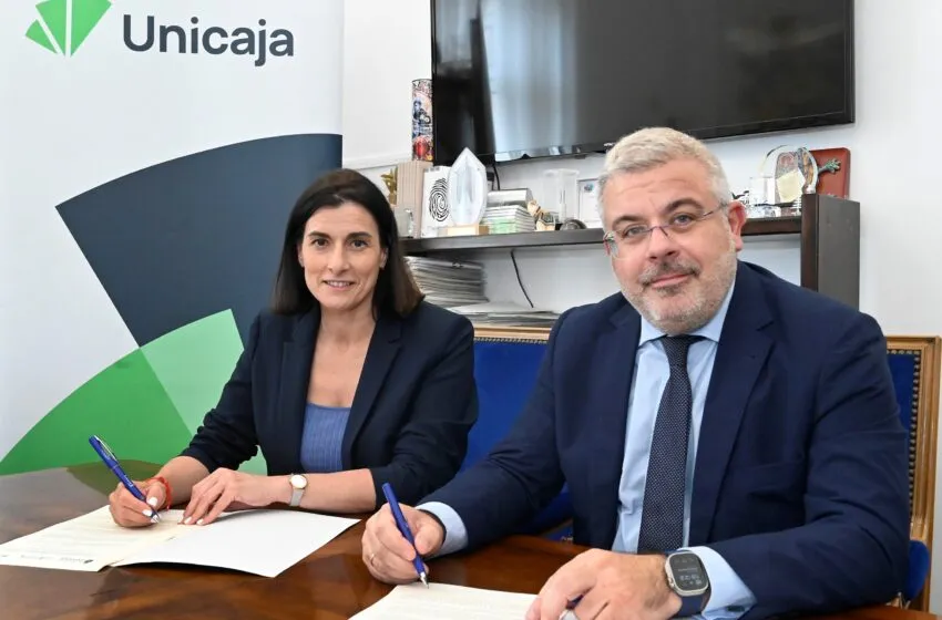 Noticias de Cantabria | El Cántabro | El Ayuntamiento y Unicaja colaboran para dinamizar la cultura en la ciudad
