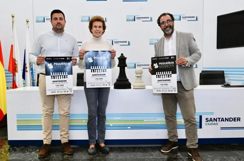 Noticias de Cantabria | El Cántabro | La Plaza del Ayuntamiento acoge este sábado el torneo de ajedrez escolar ‘Pequeños Gigantes’