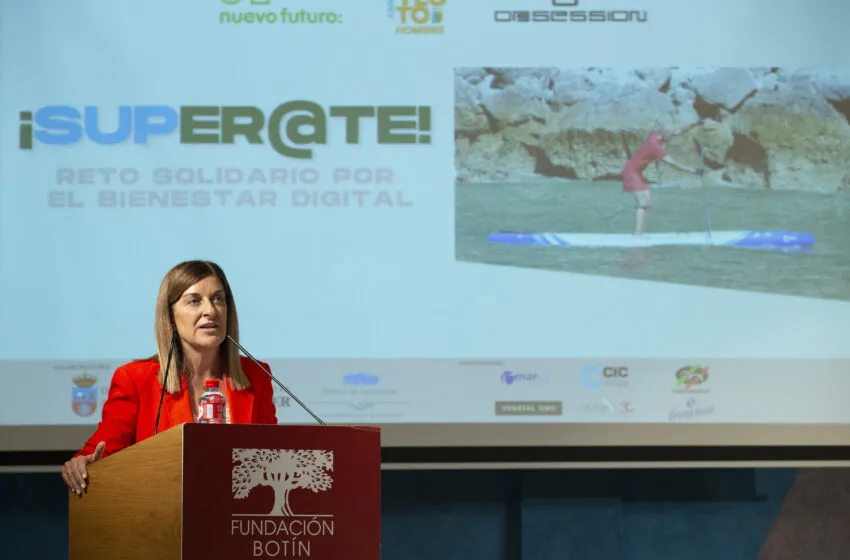 Noticias de Cantabria | El Cántabro | La presidenta Buruaga apoya el reto solidario 'Supér@te' por el bienestar digital de los jóvenes