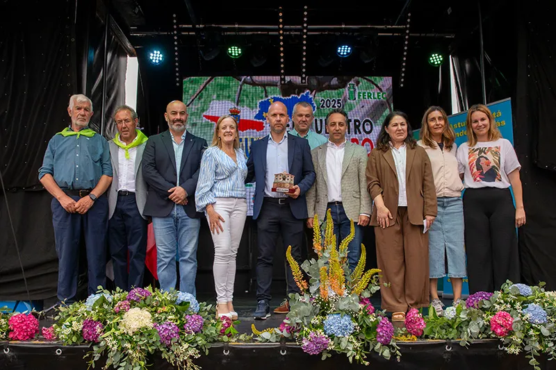Urrutia destaca la creciente relevancia de los Encuentros Astur-Cántabro para «compartir tradiciones y fortalecer lazos entre dos comunidades hermanas»