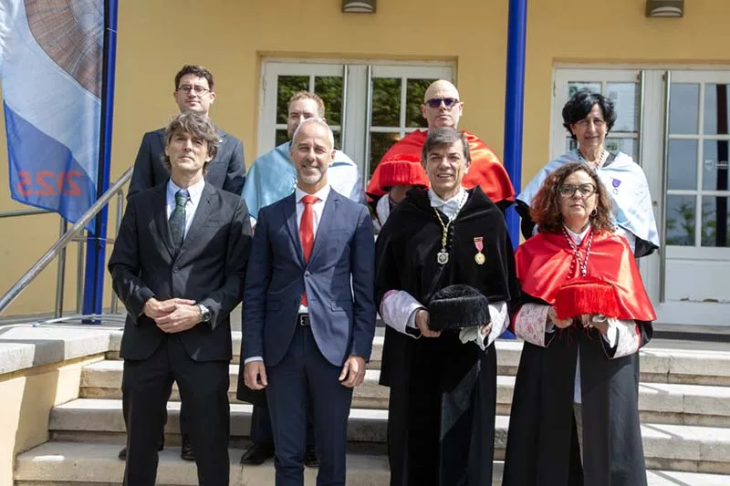 Silva traslada todo el apoyo del Ejecutivo cántabro al equipo rectoral de la UIMP y alaba su aportación al enriquecimiento de la oferta académica estival