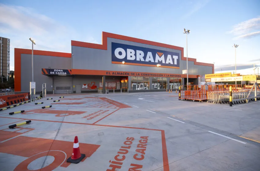 OBRAMAT se une a “Volando Voy, Volando Vengo” para transformar comunidades: 60.000€ en materiales para proyectos solidarios