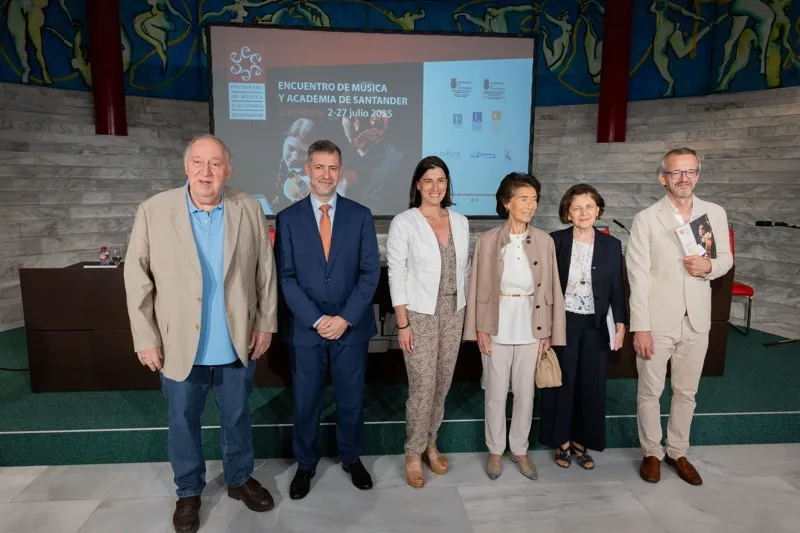  Martínez Abad define los Encuentros de Música y Academia como un espacio de «aprendizaje, diálogo y conexión entre generaciones, culturas y lenguajes»