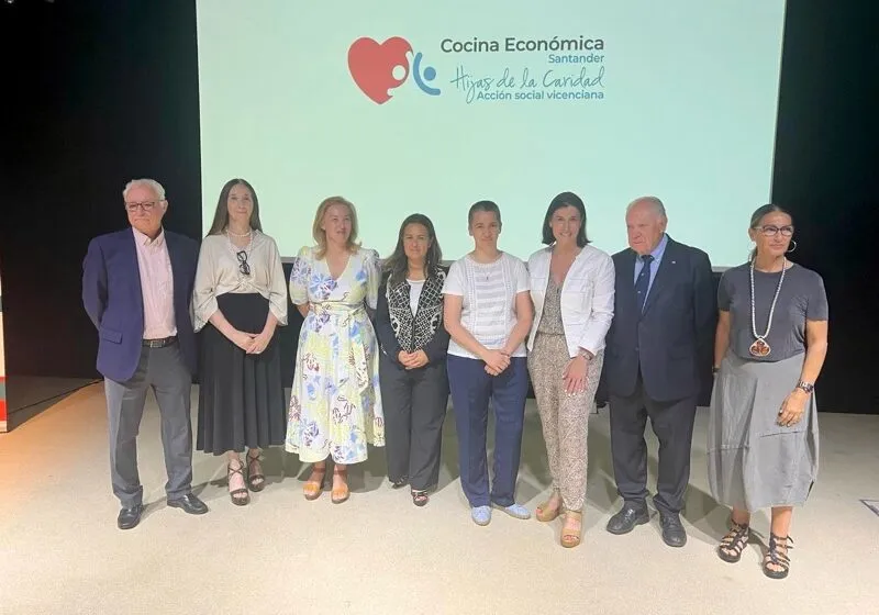 Noticias de Cantabria | El Cántabro | Gómez del Río expresa el agradecimiento y apoyo del Gobierno a la actividad de la Cocina Económica que atendió a 3.205 personas en 2024