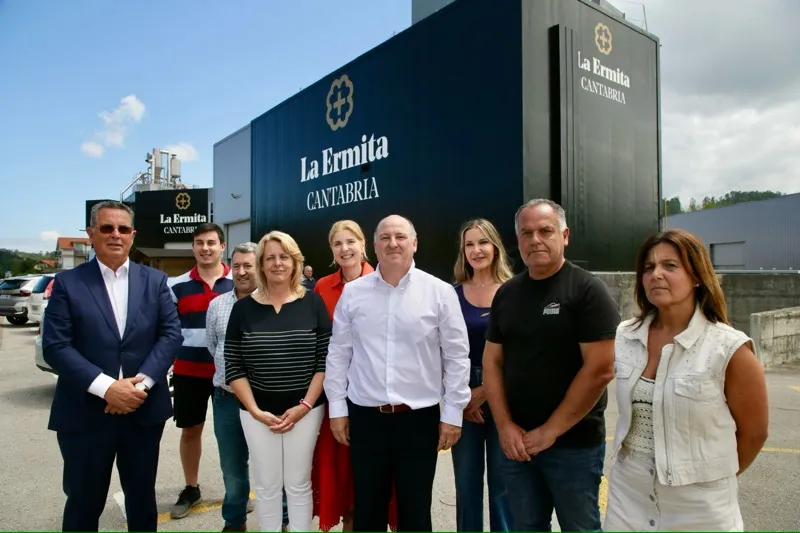 Noticias de Cantabria | El Cántabro | Susinos felicita a La Ermita Cantabria por invertir de manera "sostenida" contribuyendo al crecimiento del sector agroalimentario cántabro