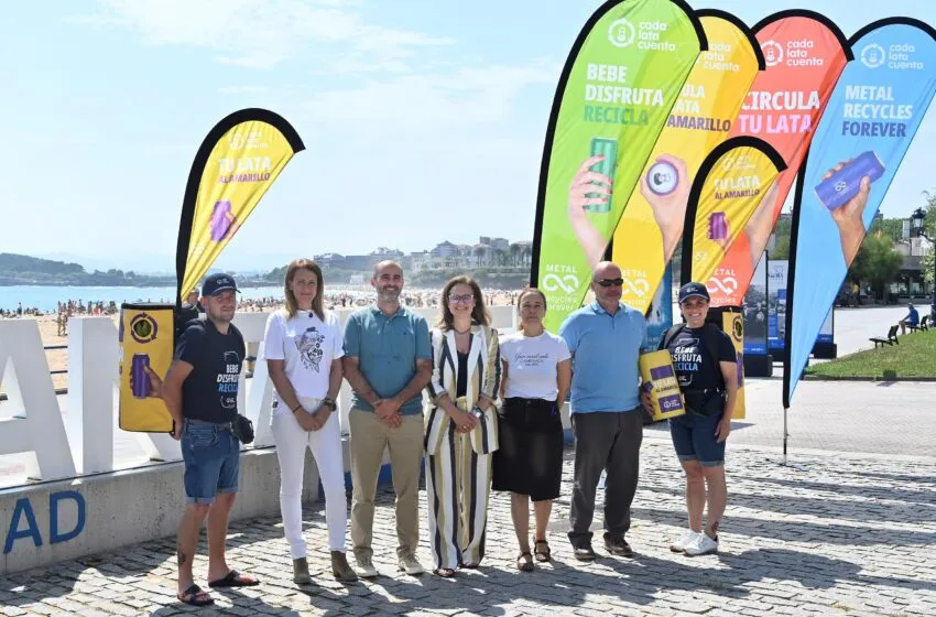 Vuelve a las playas de Santander la campaña de reciclaje ‘Tu Lata Al Amarillo’