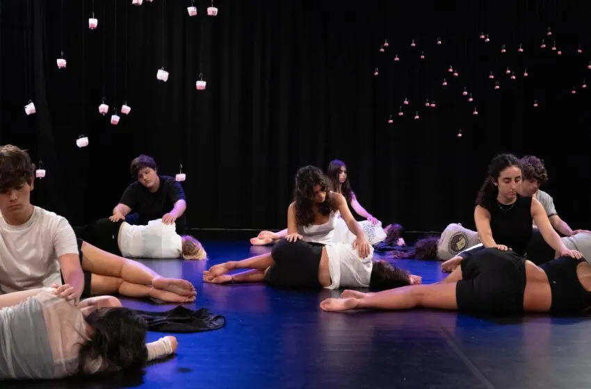 La Fábrica de creación acoge el sábado la obra de danza comunitaria ‘Allende, La Juventud’