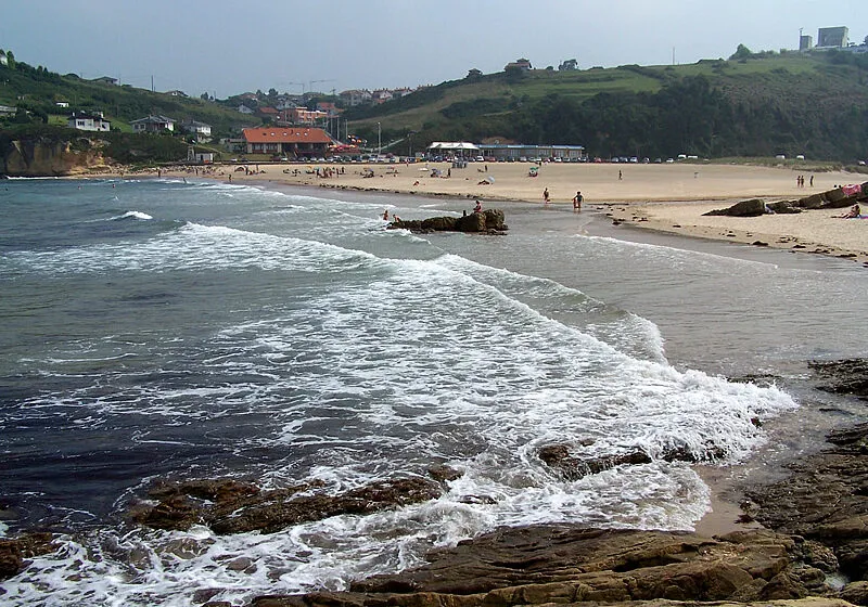 Domingo trágico en Cantabria, mueren dos hombres por paros cardíacos en las playas