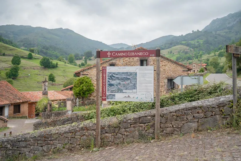 Cultura impulsa a través de la Fundación Camino Lebaniego la revitalización de las rutas Xacobeas en Cantabria con nodos de dinamización local y paradas