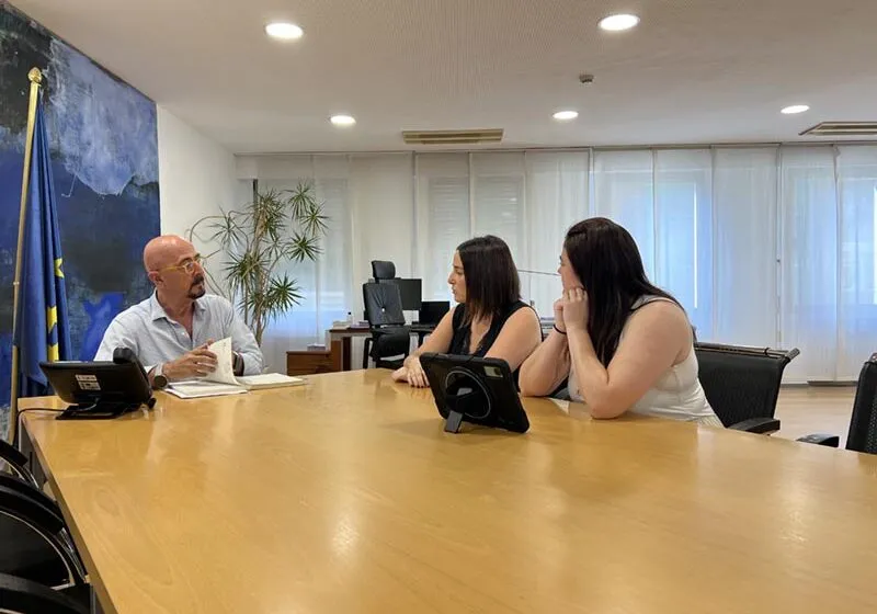 Noticias de Cantabria | El Cántabro | Salud y el Colegio de Logopedas de Cantabria intensificarán la comunicación bilateral para favorecer la intervención de sus profesionales