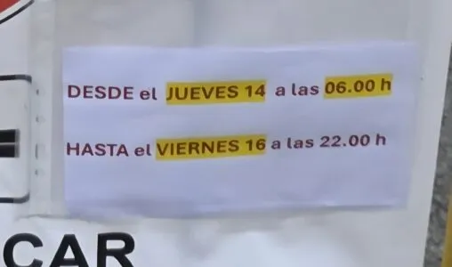 Noticias de Cantabria | El Cántabro | ERROR EN LA SEÑALIZACIÓN DE LA SUSPENSIÓN DE APARCAMIENTO JUNTO A LA CALLE PINTOR MODINOS Y JULIÁN CEBALLOS