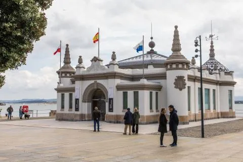 Noticias de Cantabria | El Cántabro | El Palacete del Embarcadero celebra su 40º aniversario como sala de arte con un espectáculo de video mapping, luz y sonido