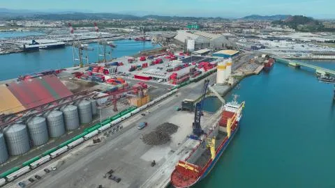 La Autoridad Portuaria de Santander licita la asistencia técnica para la obra de la primera fase del muelle de Raos 6