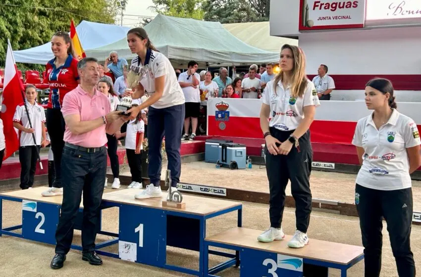 Noticias de Cantabria | El Cántabro | Martínez Abad felicita a Marta Castillo que se ha proclamado por tercera vez consecutiva Campeona Regional de bolo palma